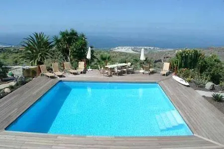 Geraeumiges Ferienhaus Mit Gehobener Ausstattung Guía de Isora